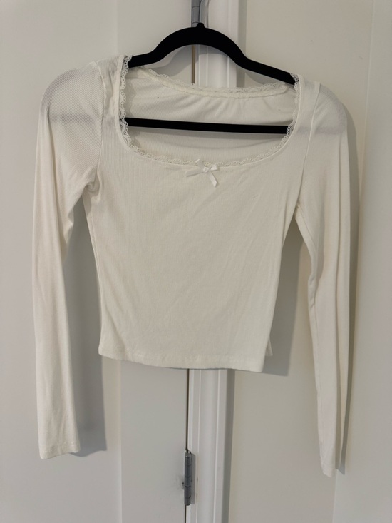 Tops - Classic Lace-Trim Long Sleeve Top - Cream